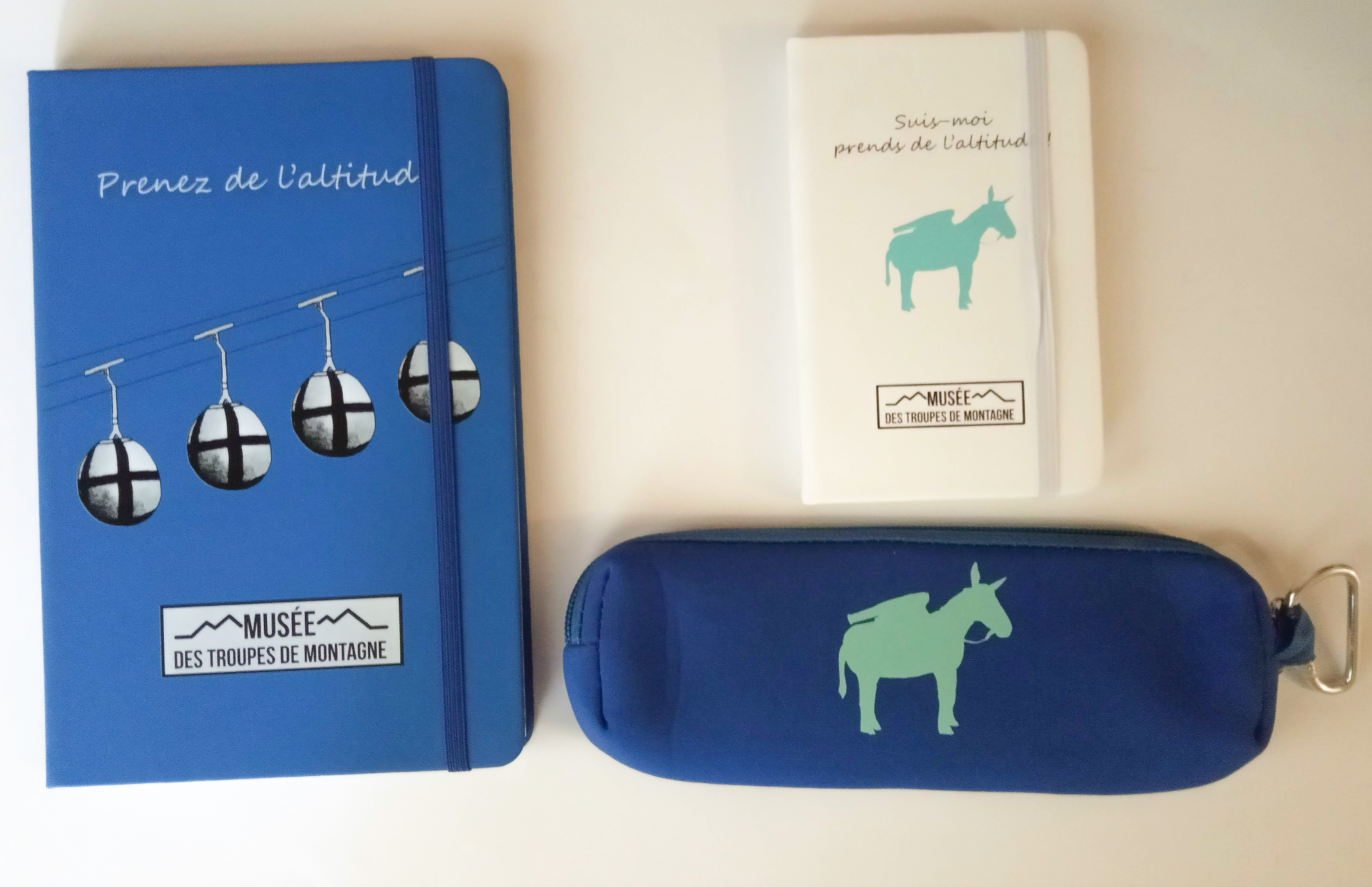 Carnets et trousse